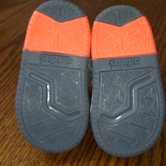 Adidas high top sneakers. - Picture 8 of 8